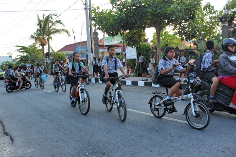 Children on bicycles