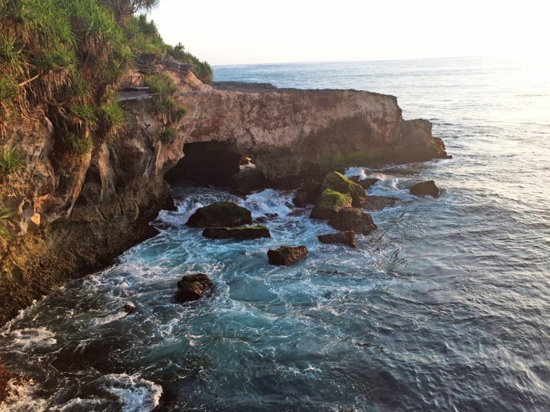 Cave at Mahana Point
