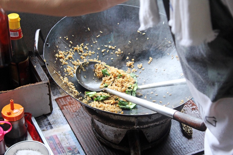 how to cook nasi goreng