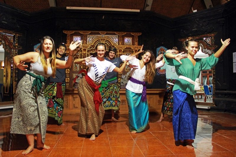 Balinese dance