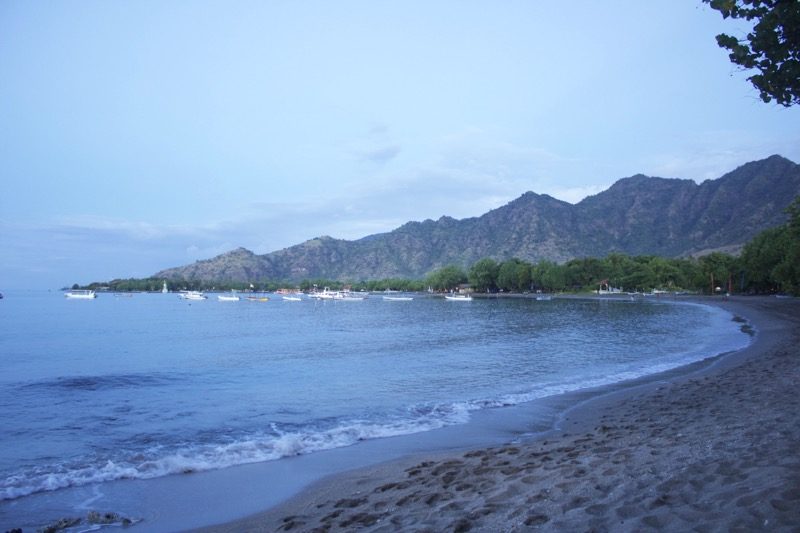 Pláž Pemuteran, sever Bali